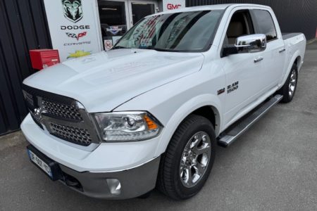 Dodge Ram 1500 V8 5,7L HEMI LARAMIE